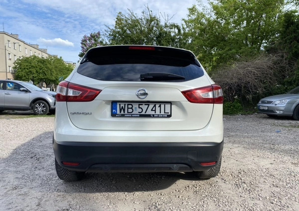 Nissan Qashqai cena 55000 przebieg: 205585, rok produkcji 2015 z Pruszków małe 172